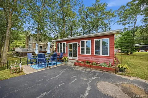 4599 Port Austin Road, Caseville MI 48725 9792 photo 5