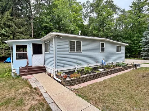 6745 Morrison Drive, Port Austin MI 48467 9613 photo 3