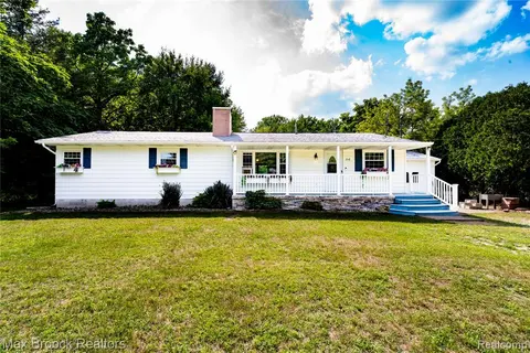216 Crawford Drive, Merrill MI 48637 9735 home for sale