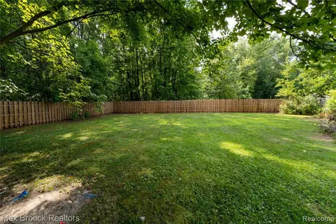 216 Crawford Drive, Merrill MI 48637 9735 photo 4