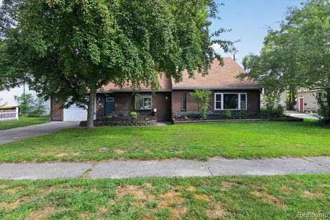 707 E Wisconsin Street, Mount Pleasant MI 48858 2769 photo 3