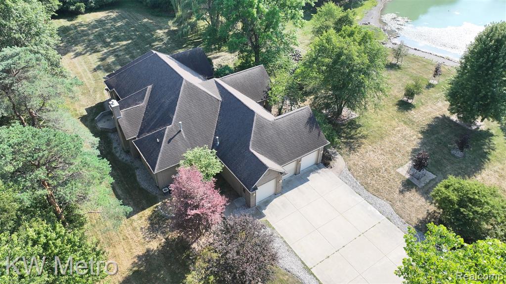 2315 Weigl Road, Saginaw MI 48609 7056 photo 1