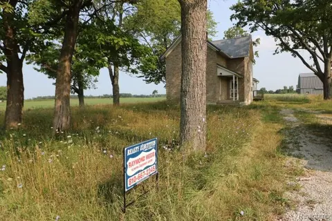 6577 E Deckerville Road, Deford MI 48729 9704 photo 2