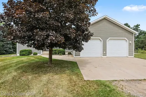 3690 Densmore Road, Caro MI 48723 9625 photo 3