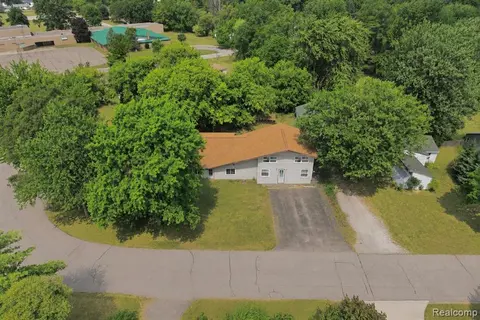 900 Tyler Road, Lennon MI 48449 9327 multi-family property for sale