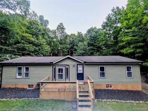 5323 English Road, Clifford MI 48727 9500 home for sale