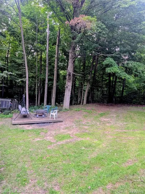 5323 English Road, Clifford MI 48727 9500 photo 4