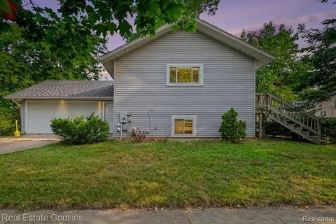 300 Kent Street, Durand MI 48429 1101 photo 2