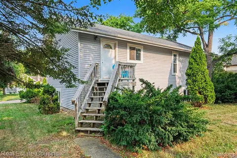 300 Kent Street, Durand MI 48429 1101 photo 4