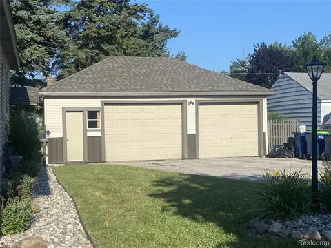 809 Stanton Street, Bay City MI 48708 7877 photo 5