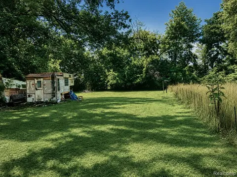 4207 N Carland Road, Elsie MI 48831 9466 photo 2