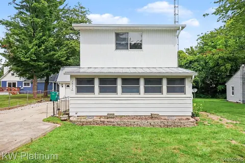 7455 N Woodland Road, Lexington MI 48450 9722 photo 5