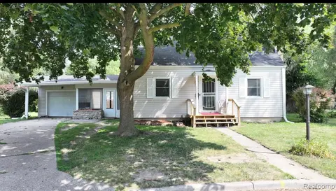 11 Congress Court D, Saginaw MI 48602 3718 home for sale