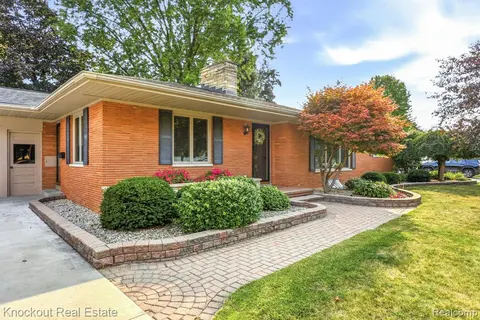 635 Heine Street, Frankenmuth MI 48734 1424 photo 4