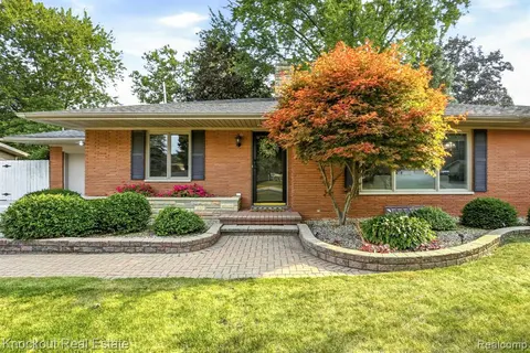 635 Heine Street, Frankenmuth MI 48734 1424 photo 5