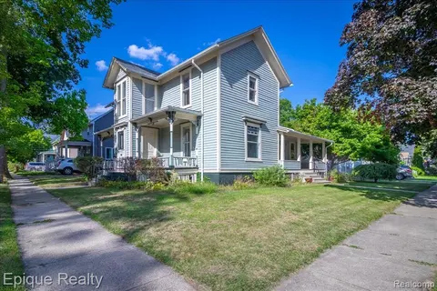 402 N Hickory Street, Owosso MI 48867 2326 photo 2