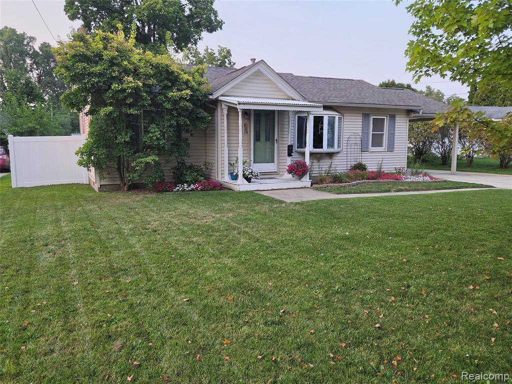 829 E Exchange Street, Owosso MI 48867 3213 photo 1
