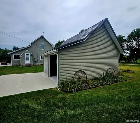 1660 W Brown Road, Mayville MI 48744 9606 photo 5