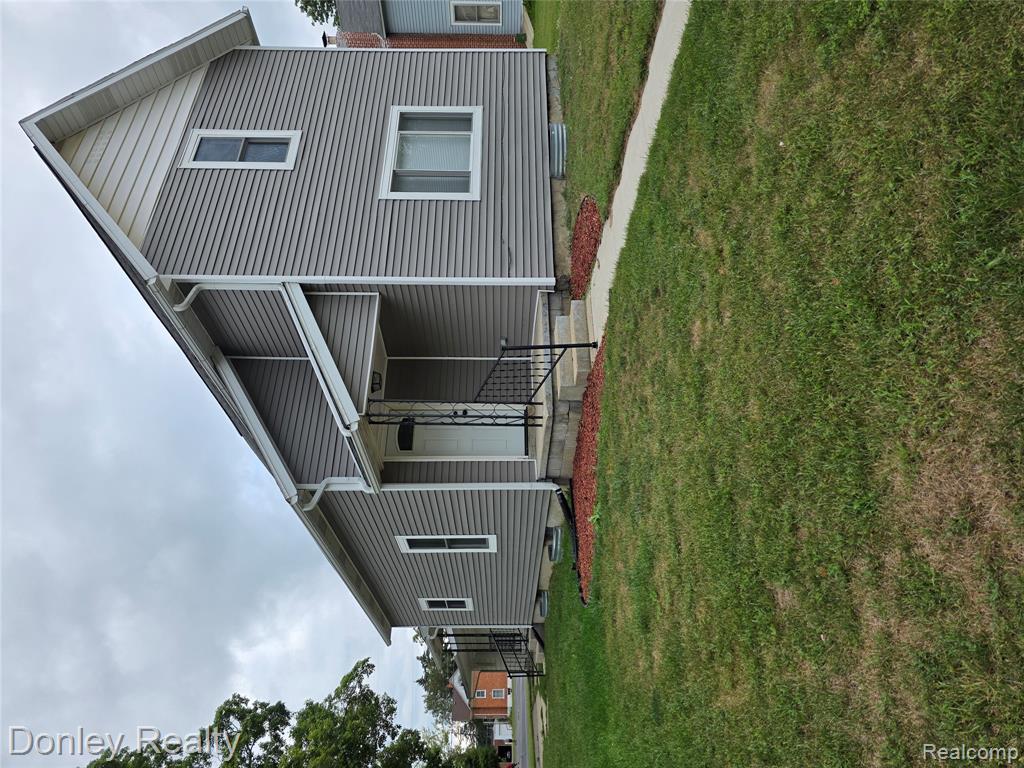 6405 3rd Street, Cass City MI 48726 1432 photo 1