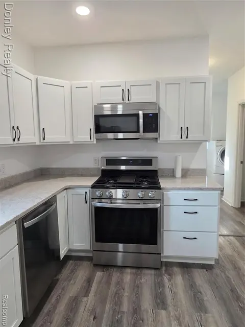 6405 3rd Street, Cass City MI 48726 1432 photo 3