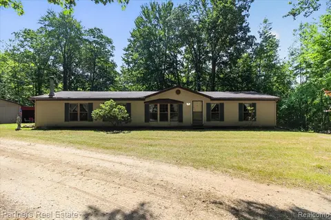 5755 W Herrick Road, Lake MI 48632 8830 photo 3
