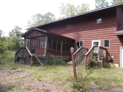 2125 W Sanilac, Caro MI 48723 9543 photo 3