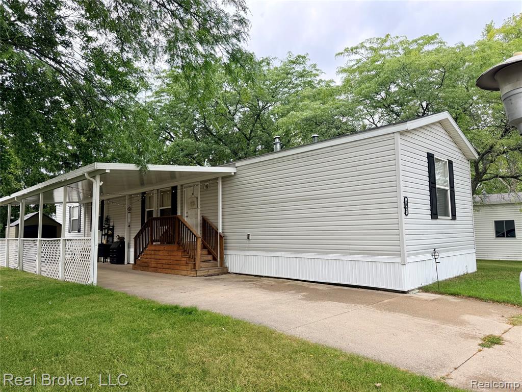 4567 Ashwood, Saginaw MI 48603 photo 1
