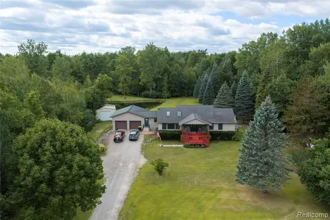 2392 Davis Road, Au Gres MI 48703 9526 photo 2