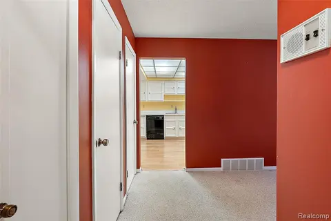 4515 Gratiot Road, Saginaw MI 48638 6237 photo 5