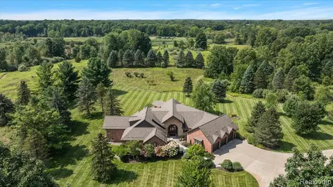 3233 Winegar Road, Perry MI 48872 9759 photo 2