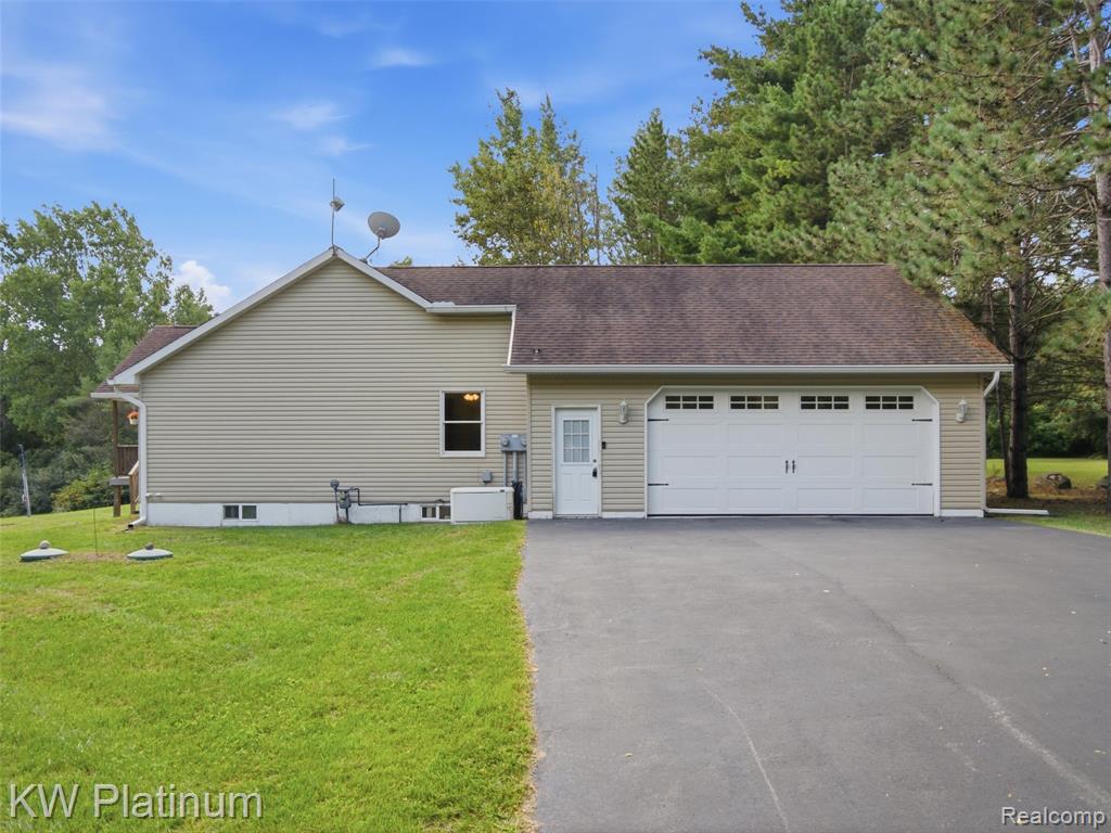 3775 Sandusky Road, Peck MI 48466 9598 photo 1