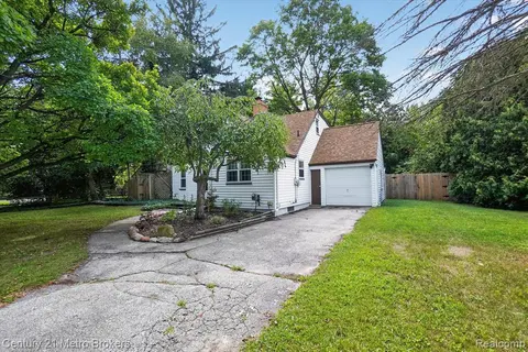 4575 Brockway Road, Saginaw MI 48638 4662 photo 2