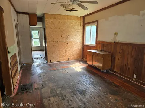 220 N Grant Street, Bay City MI 48708 photo 3