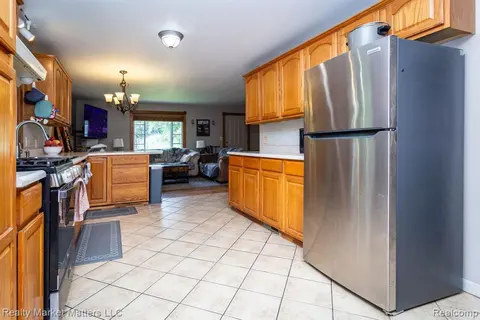 6881 James Street, Brown City MI 48416 7728 photo 3