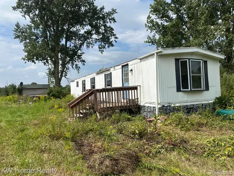 2911 E Sanilac Road, Caro MI 48723 9557 photo 2