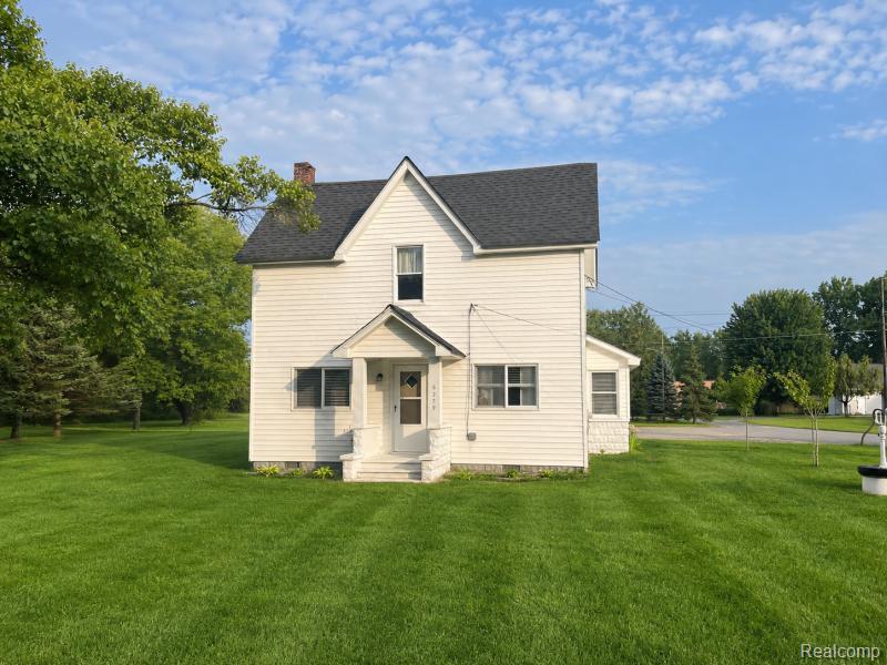 6279 Woodbine Street, Caseville MI 48725 9531 photo 1