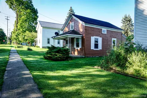 109 N Church Street, Byron MI 48418 9532 photo 3