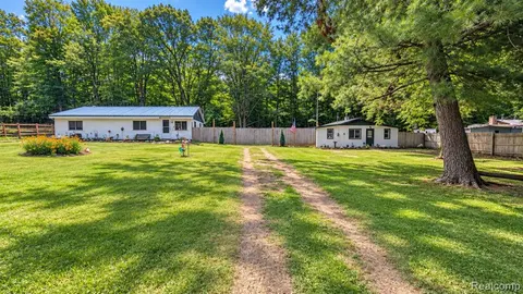 5891 Woodland Drive, Lake MI 48632 9220 photo 2