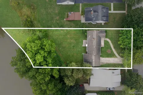 245 Anderson Avenue, Croswell MI 48422 1029 photo 3