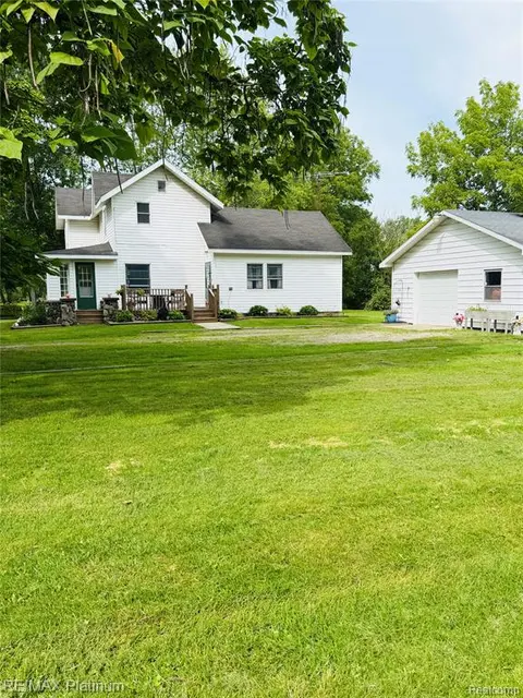10551 E Goodall Road, Durand MI 48429 9781 photo 4