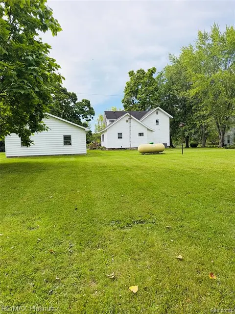 10551 E Goodall Road, Durand MI 48429 9781 photo 5