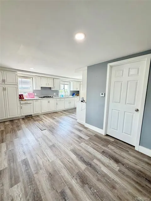 2498 S Wisner Road, Ithaca MI 48847 9540 photo 4