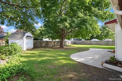 2540 Linda Street, Saginaw MI 48603 3034 photo 5