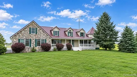 2609 Maple Grove Road, Deckerville MI 48427 9644 home for sale