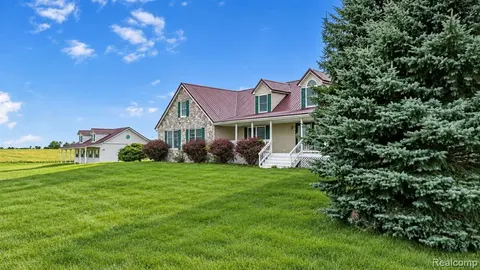 2609 Maple Grove Road, Deckerville MI 48427 9644 photo 2