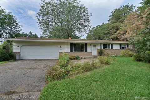 642 Westchester Drive, Caro MI 48723 1324 photo 2