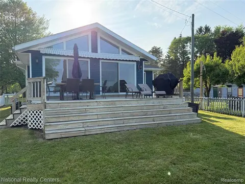 5824 Lakeshore Road, Palms MI 48465 9627 photo 3