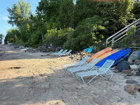 5824 Lakeshore Road, Palms MI 48465 9627 photo 4
