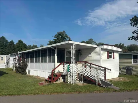 4936 S Walnut Street, Beaverton MI 48612 8885 manufactured home for sale
