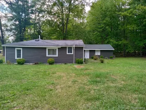 2224 W Isabella Road, Midland MI 48640 9180 photo 4